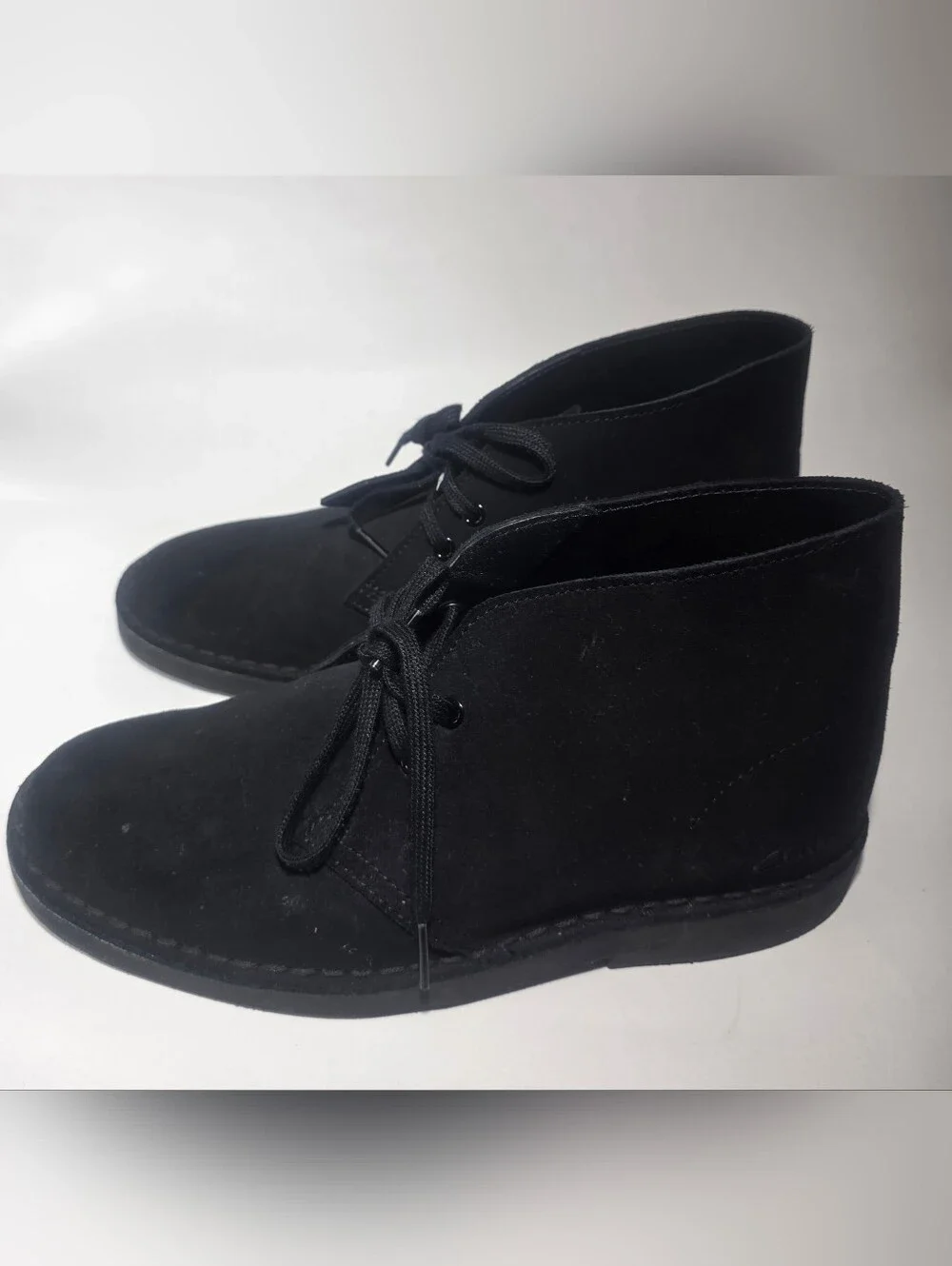 Clarks Desert Boot Black Suede Chukka Lace Up Women’s Size 8.5
